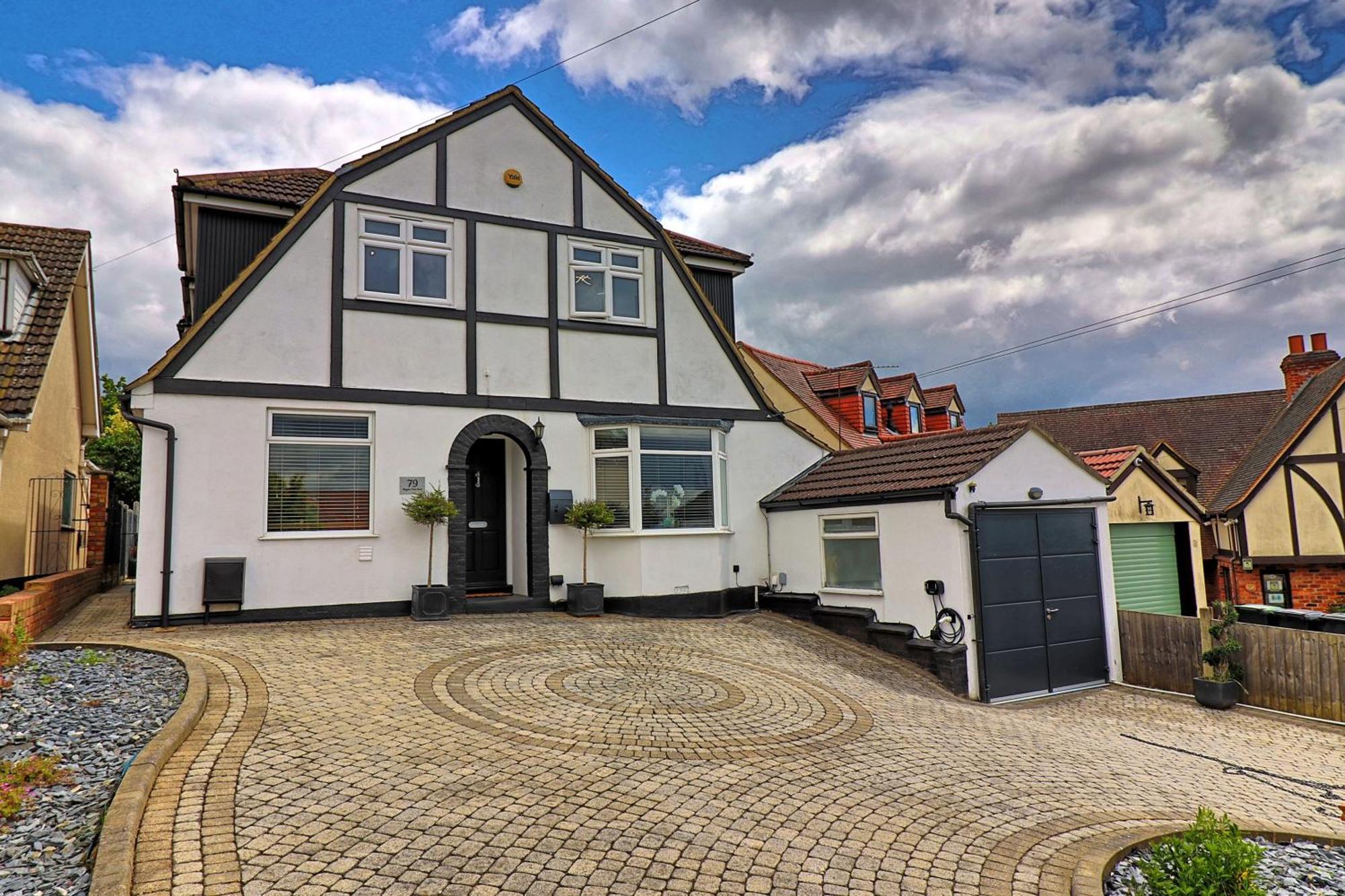 Modernised Luxury Family Home In Theydon Bois With London Skyline Views Luaran gambar