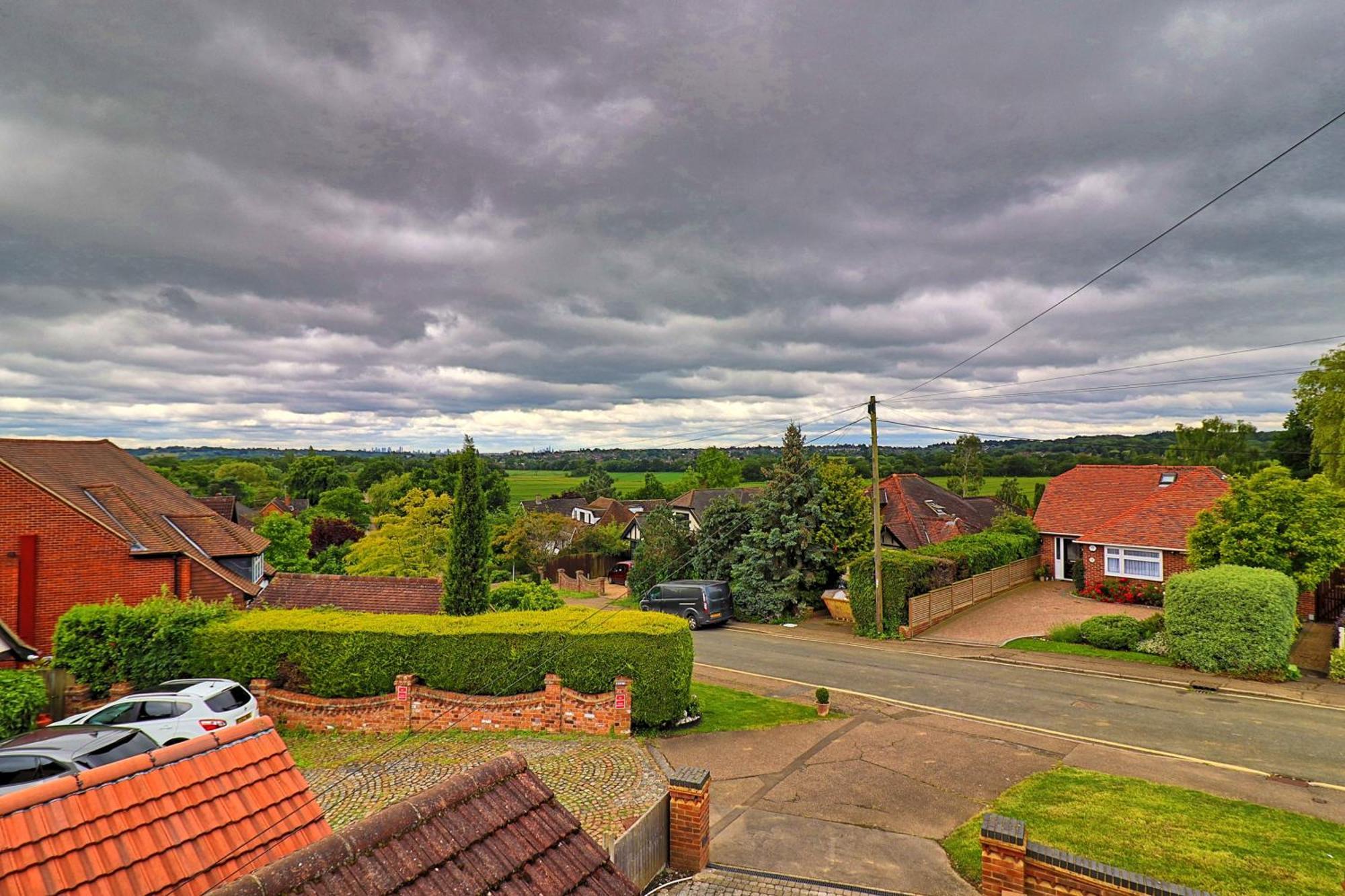 Modernised Luxury Family Home In Theydon Bois With London Skyline Views Luaran gambar