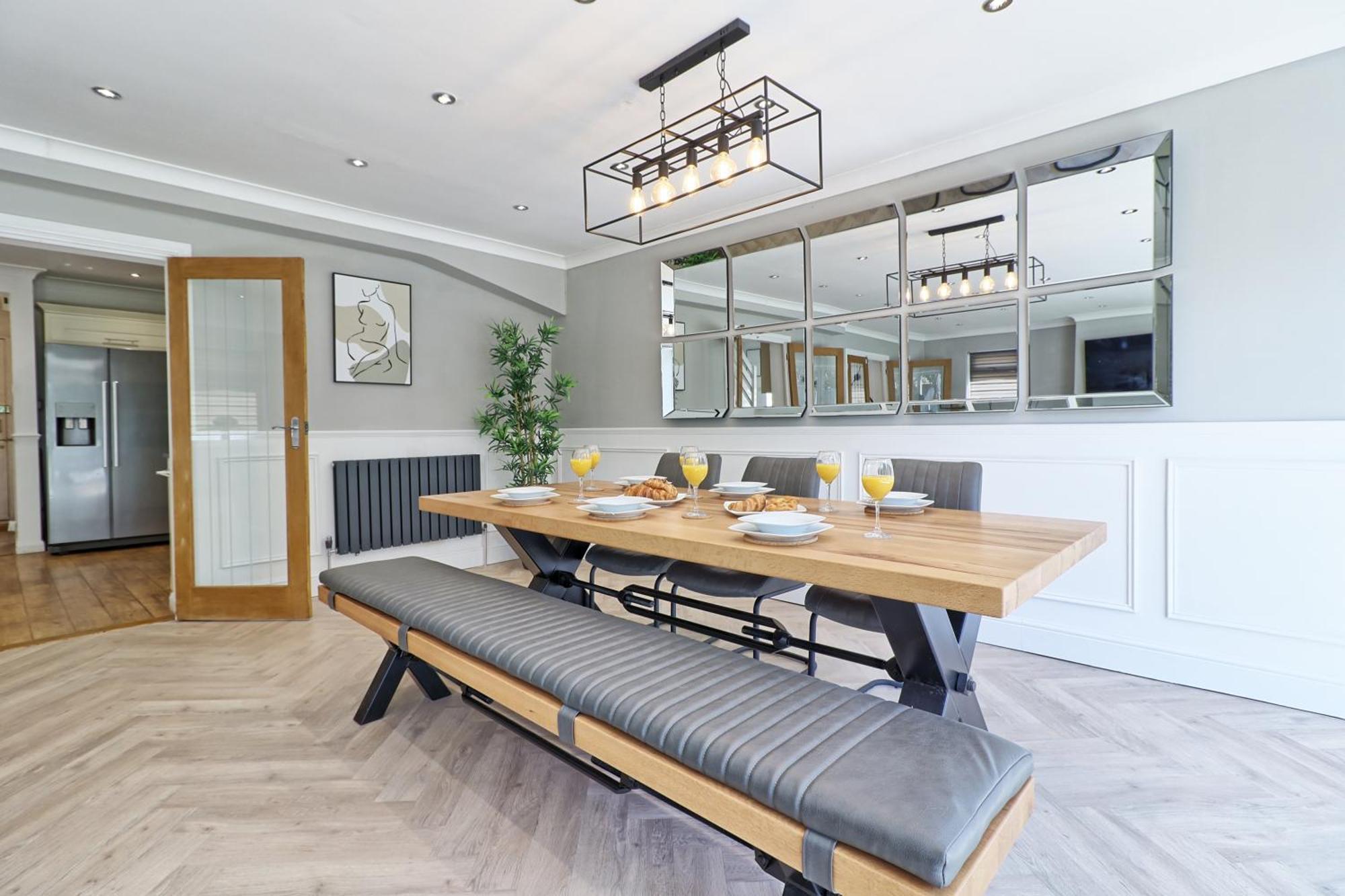 Modernised Luxury Family Home In Theydon Bois With London Skyline Views Luaran gambar