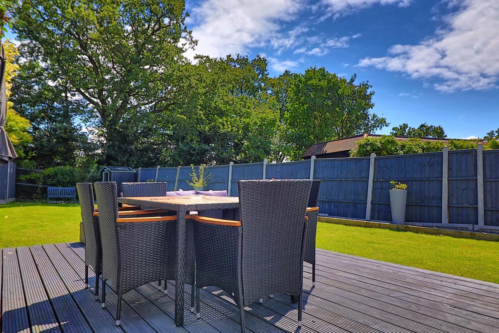 Modernised Luxury Family Home In Theydon Bois With London Skyline Views Luaran gambar